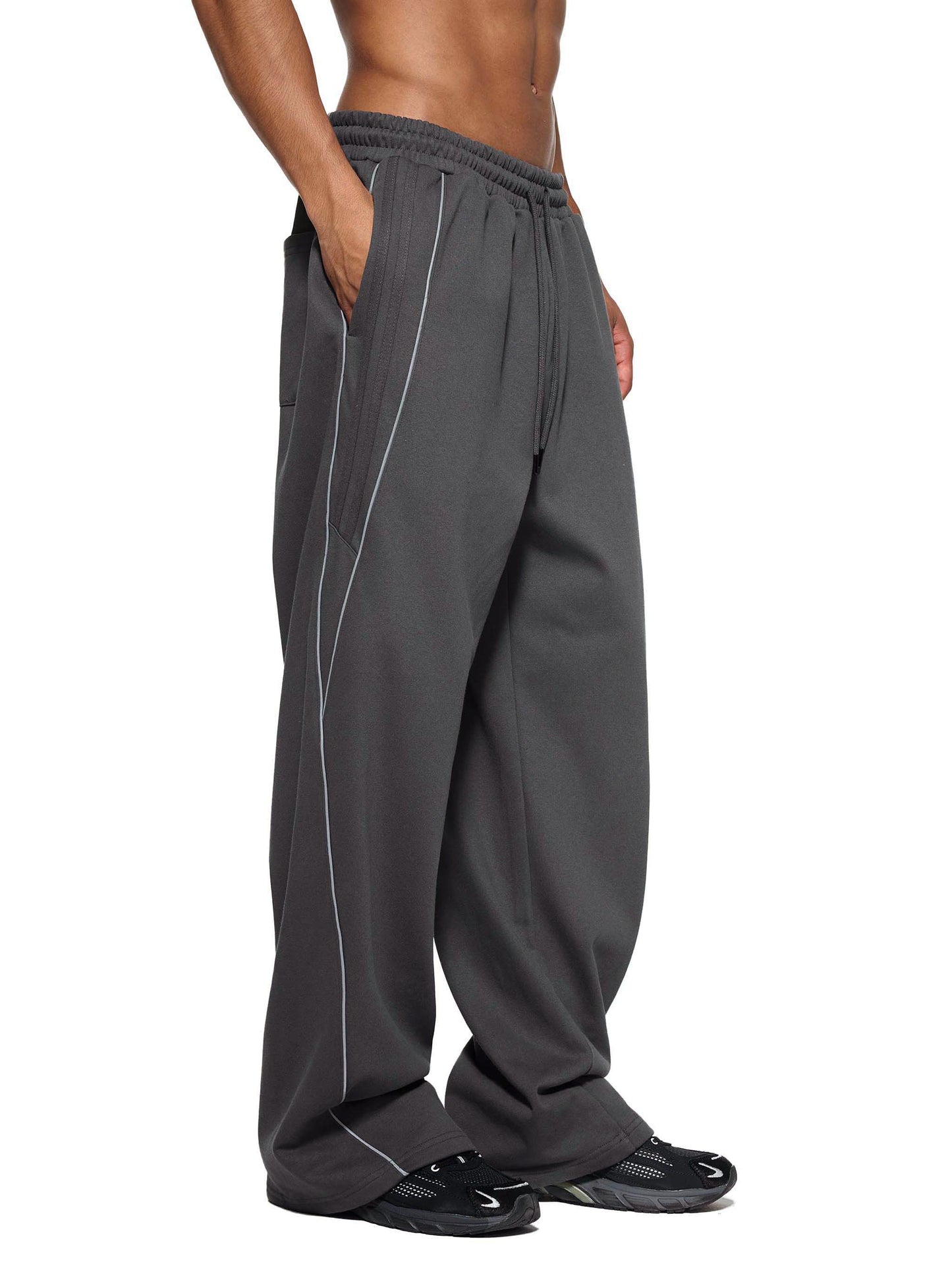 Valentine Mens Reflection Striped Straight-Leg Sweatpants