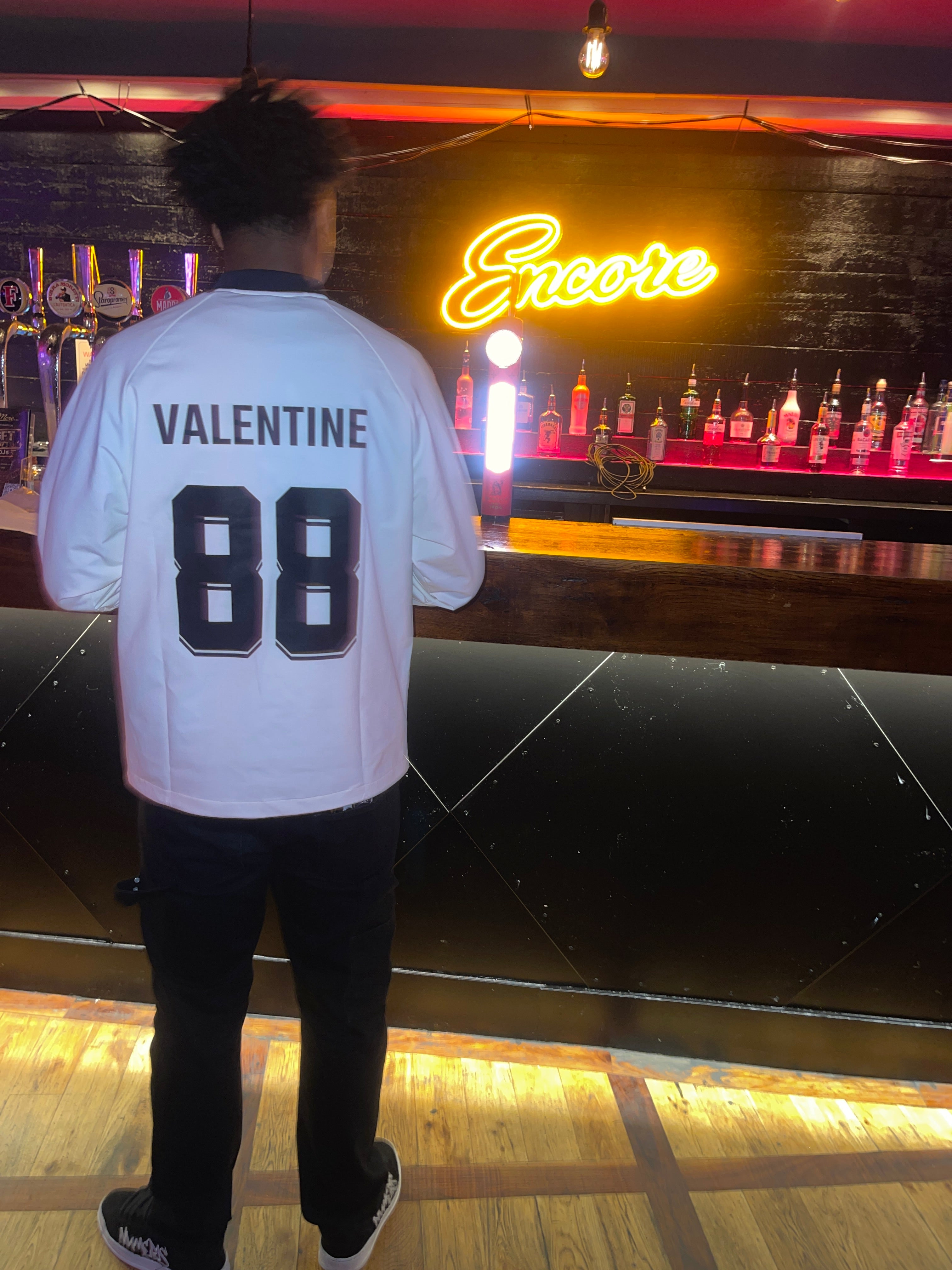 Mens Long-Sleeve Jersey T-Shirt